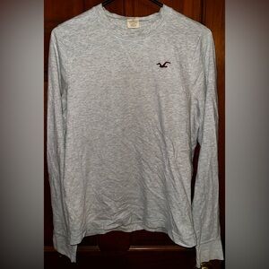 Young men’s Hollister shirt. Size XL